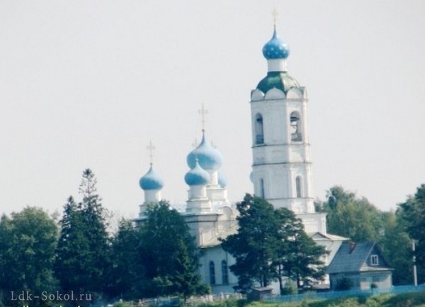 Вид на Афанасьевскую церковь с реки Кубена