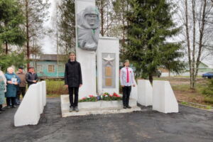 Памятник павшим землякам в годы ВОВ