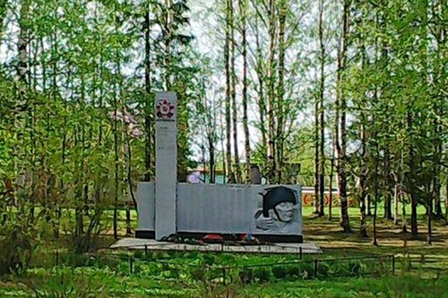 Памятник-обелиск воинам, погибшим в ВОВ в Чучково 