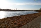 Набережная реки Сухоны, город Сокол (апрель 2020)
