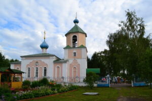 Храм Святого Духа в с. Архангельское (Сокольский район)