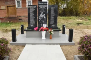 Воинский мемориал в д. Морженга
